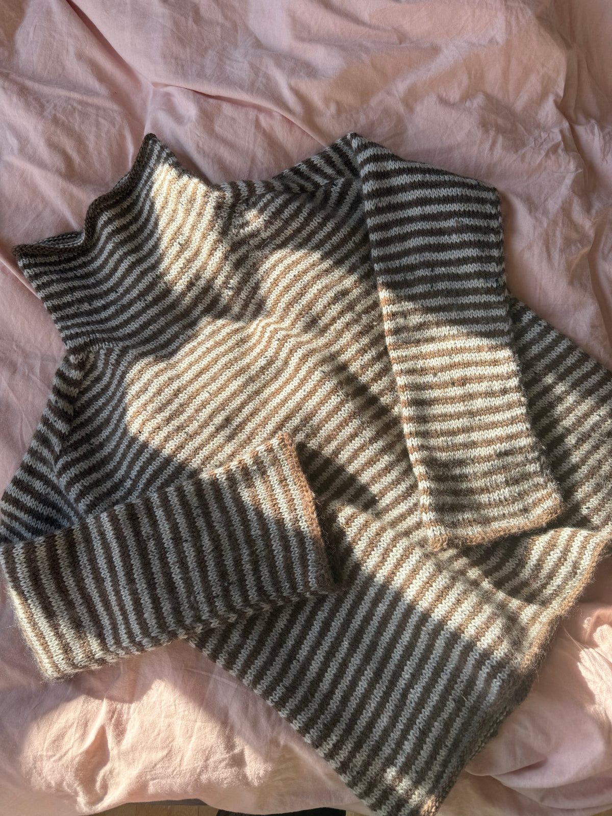 Lines Vibe Sweater