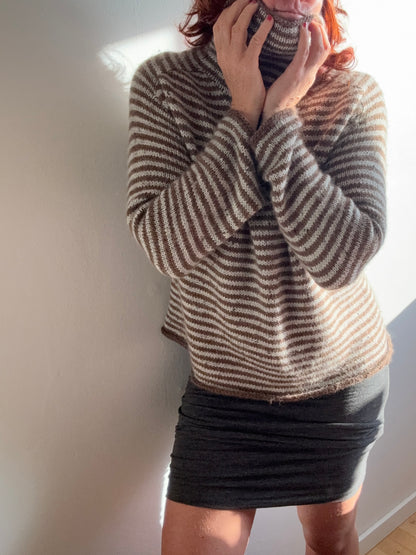 Lines Vibe Sweater